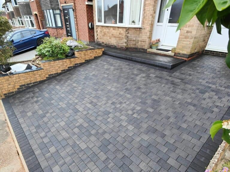 Heritage Paving installed block paved driveway