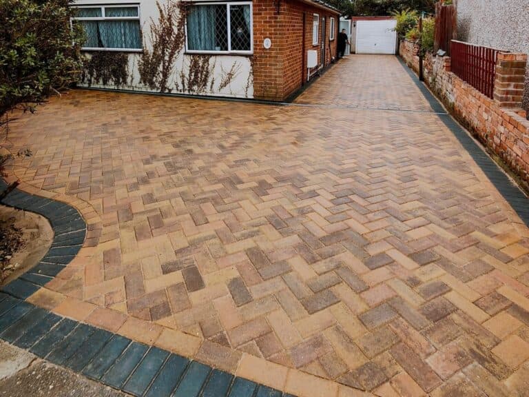 Heritage Paving installed block paved driveway