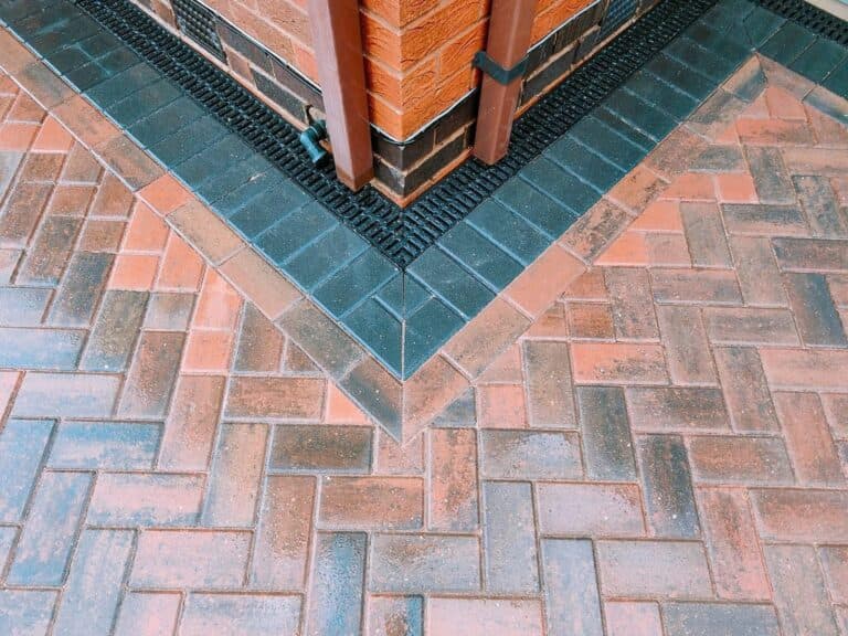 Heritage Paving installed block paved driveway