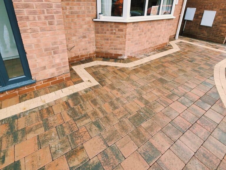 Heritage Paving installed block paved driveway