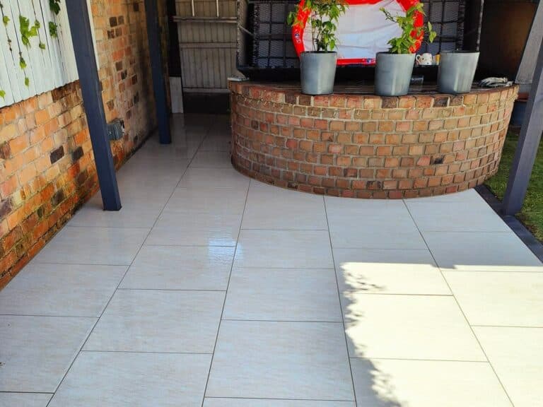 Heritage Paving installed porcelain patio