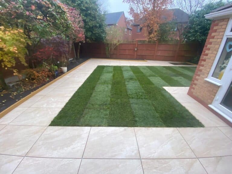 Heritage Paving installed porcelain patio