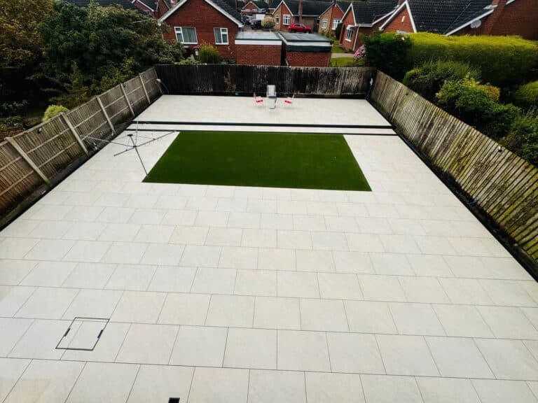 Heritage Paving installed porcelain patio