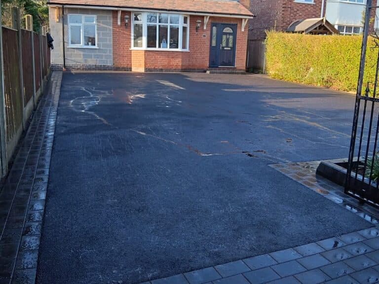 Heritage Paving installed tarmac driveway
