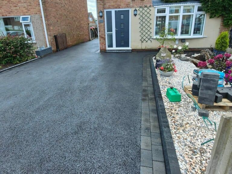 Heritage Paving installed tarmac driveway
