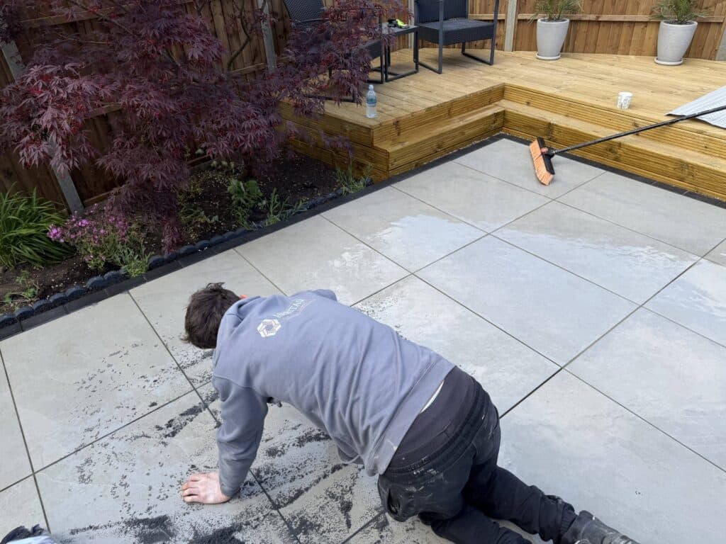 heritage paving team at work 4479