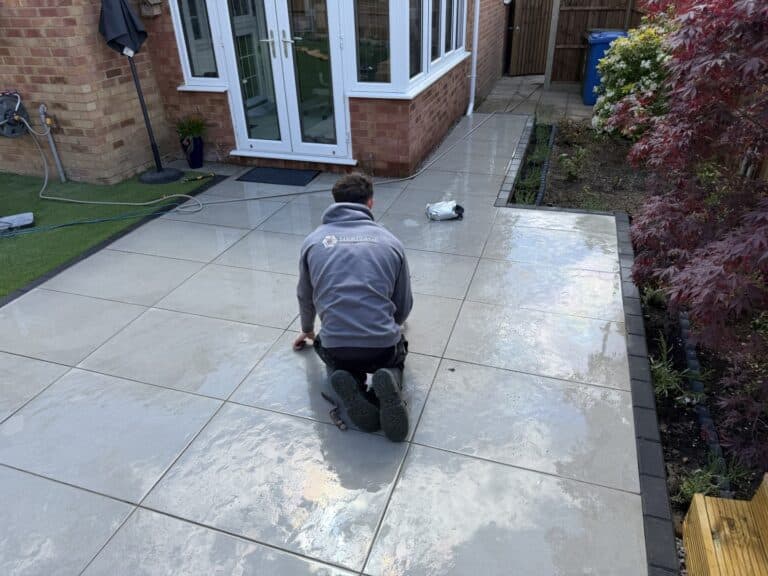 heritage paving team at work 4489