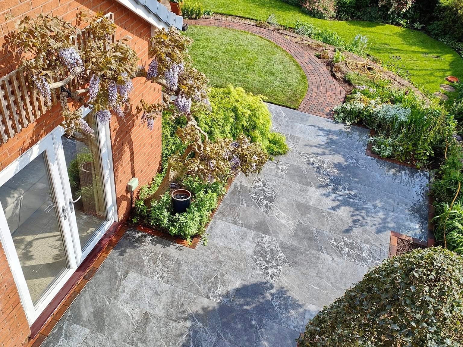 Heritage Paving installed porcelain patio
